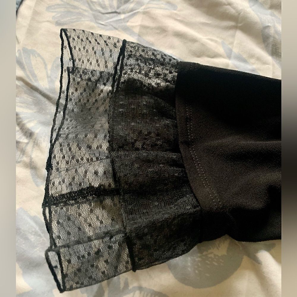 Lacy blouse - Picture 5 of 5